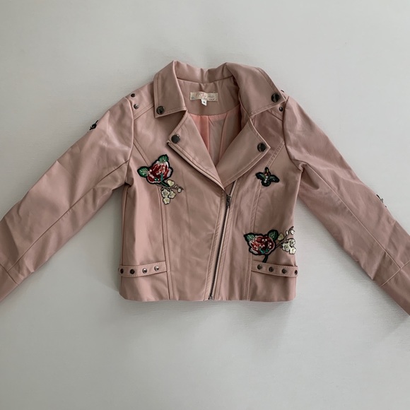 Girls faux leather jacket [size 6] - Picture 2 of 10
